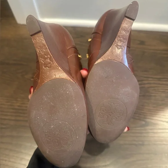 Tory Burch wedge booties - Picture 6 of 8